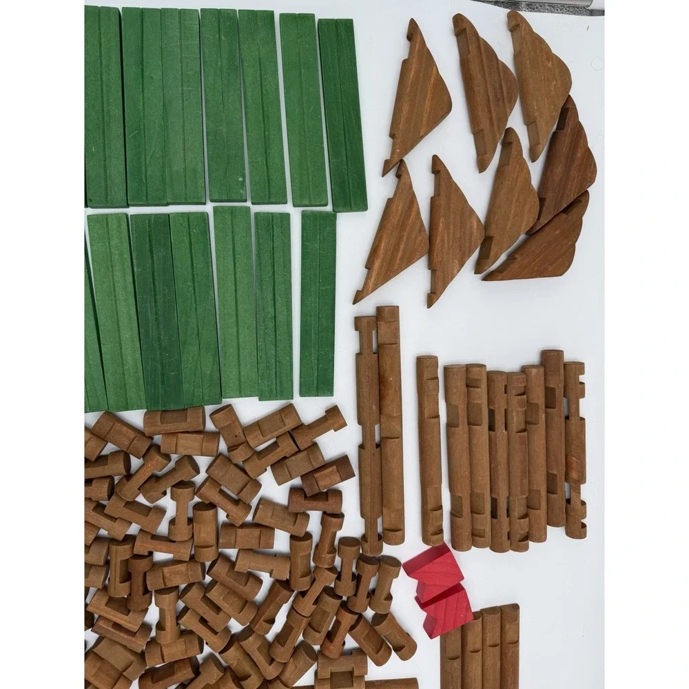 Tumble Tree Timbers Building Set 300 Pieces Maxim Enterprises 2018